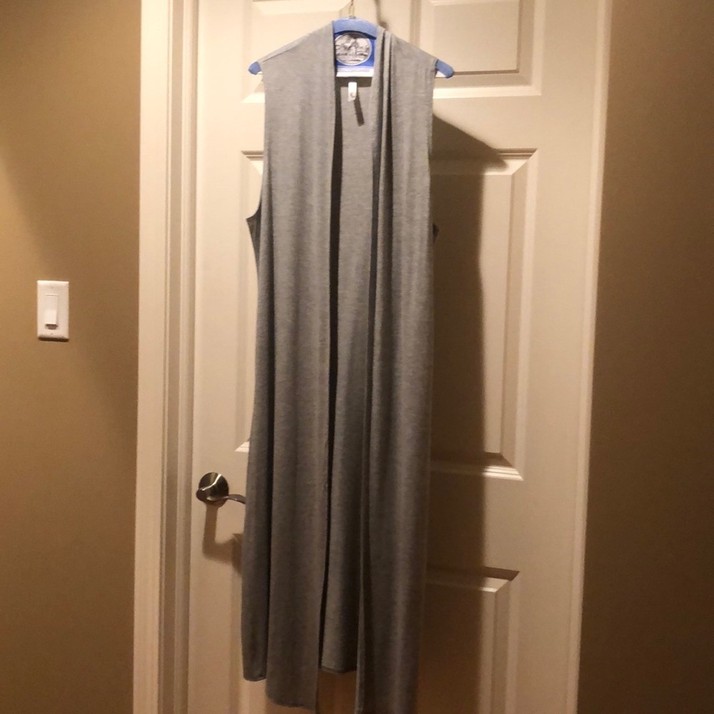 Women’s duster